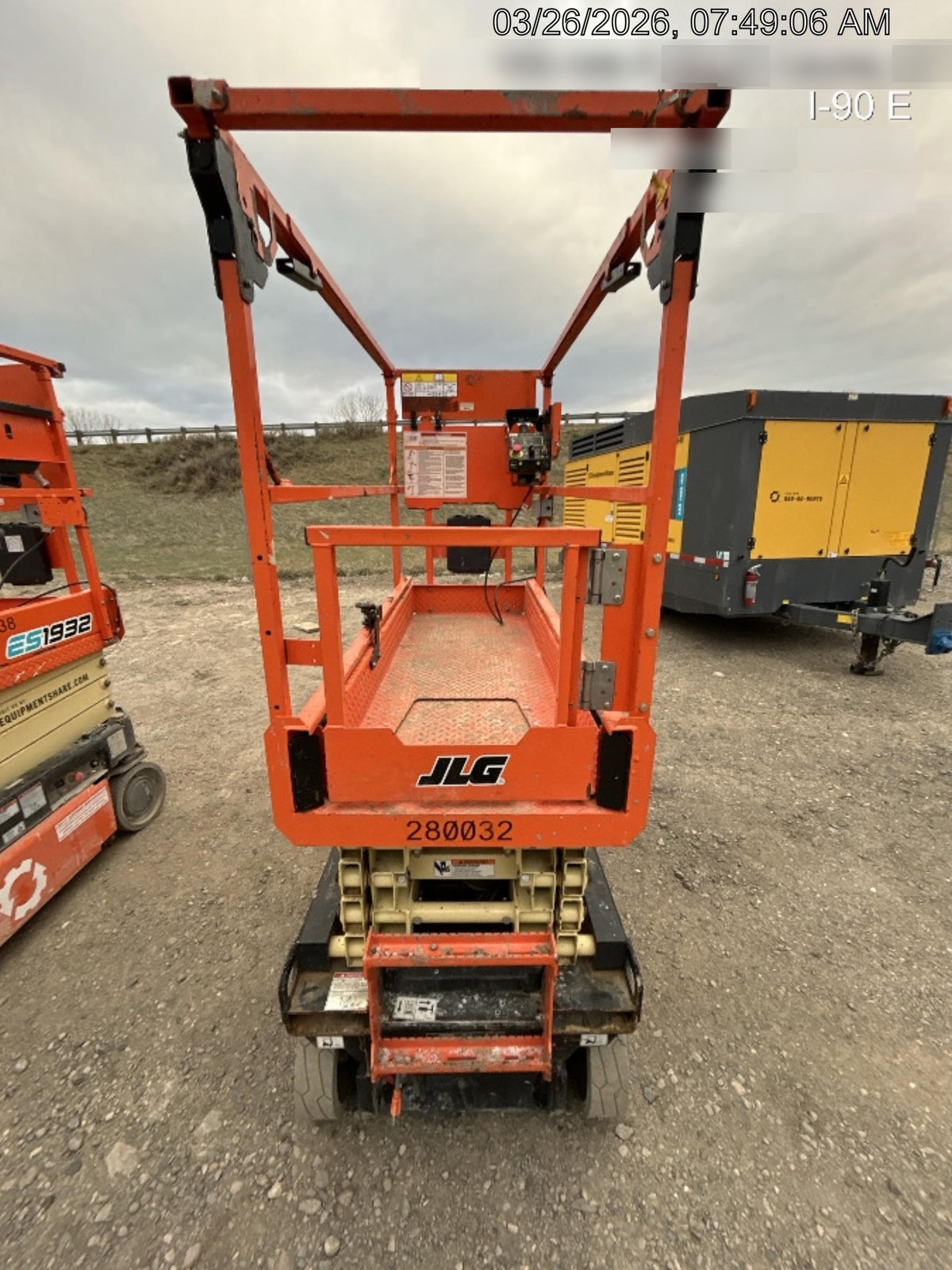 2022 JLG ES1932