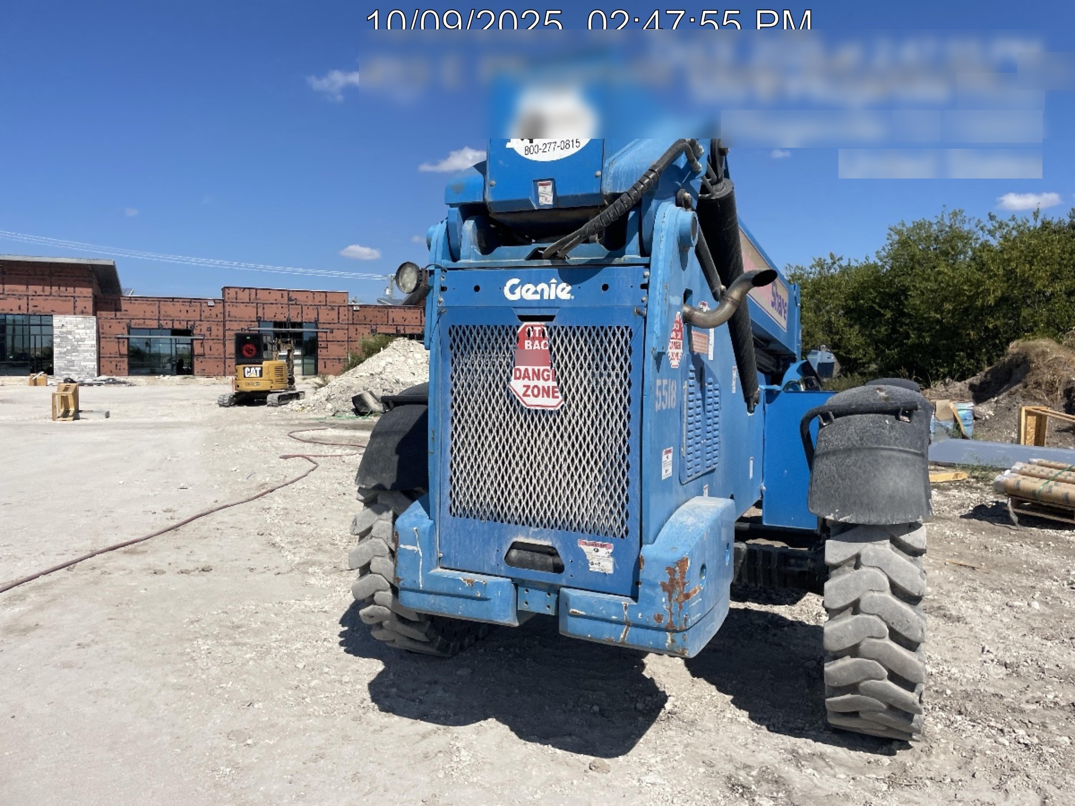 2017 GENIE GTH-1056