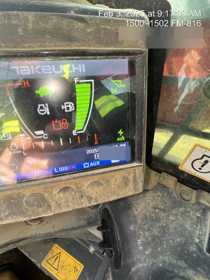 2022 TAKEUCHI TL10V2-CR