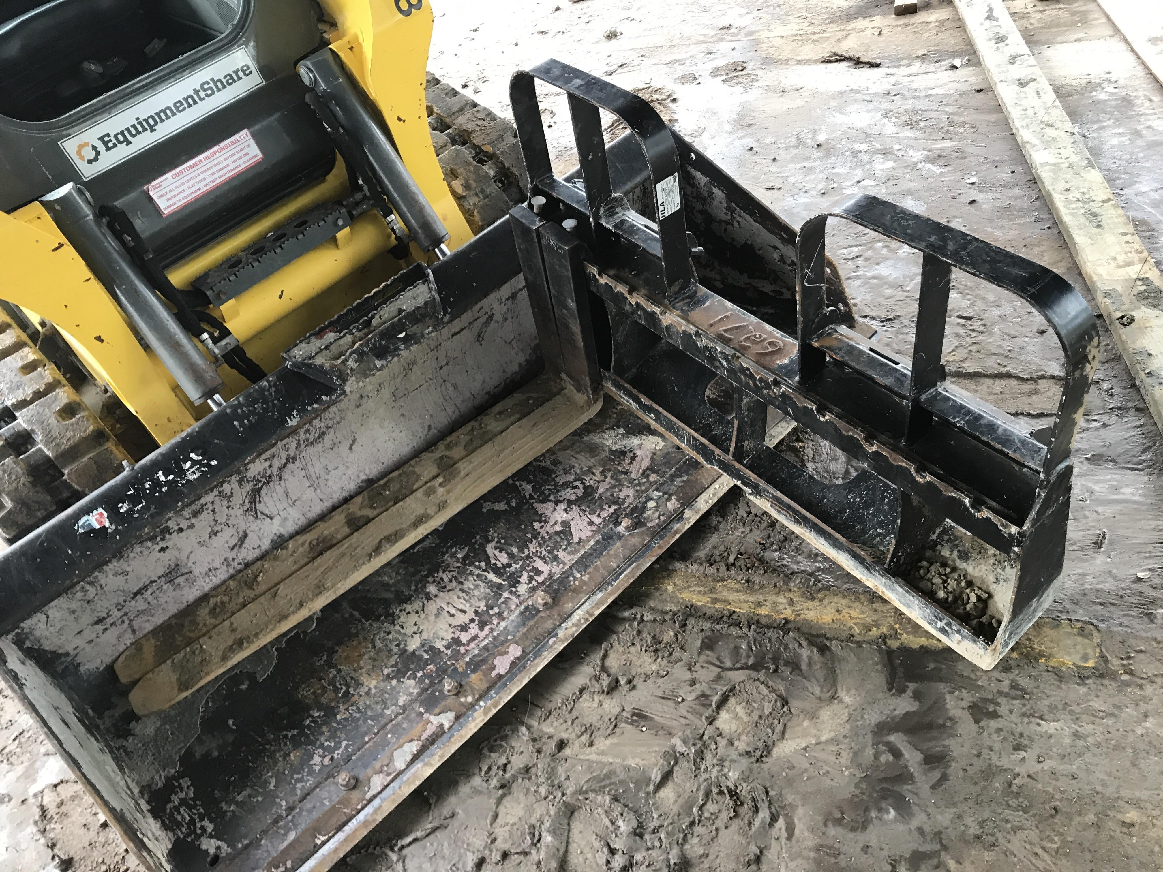 2017 HLA HD42BO500
