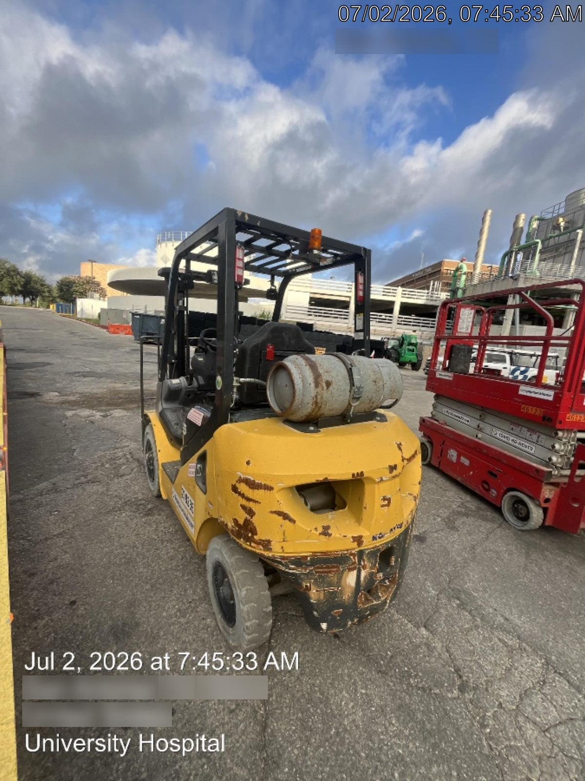 2022 KOMATSU FG25T-16