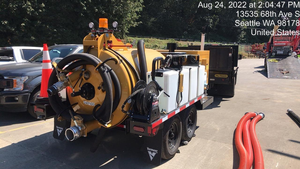 2022 VAC-TRON LP573XDT