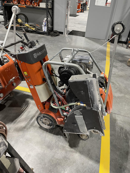 2022 HUSQVARNA FS520