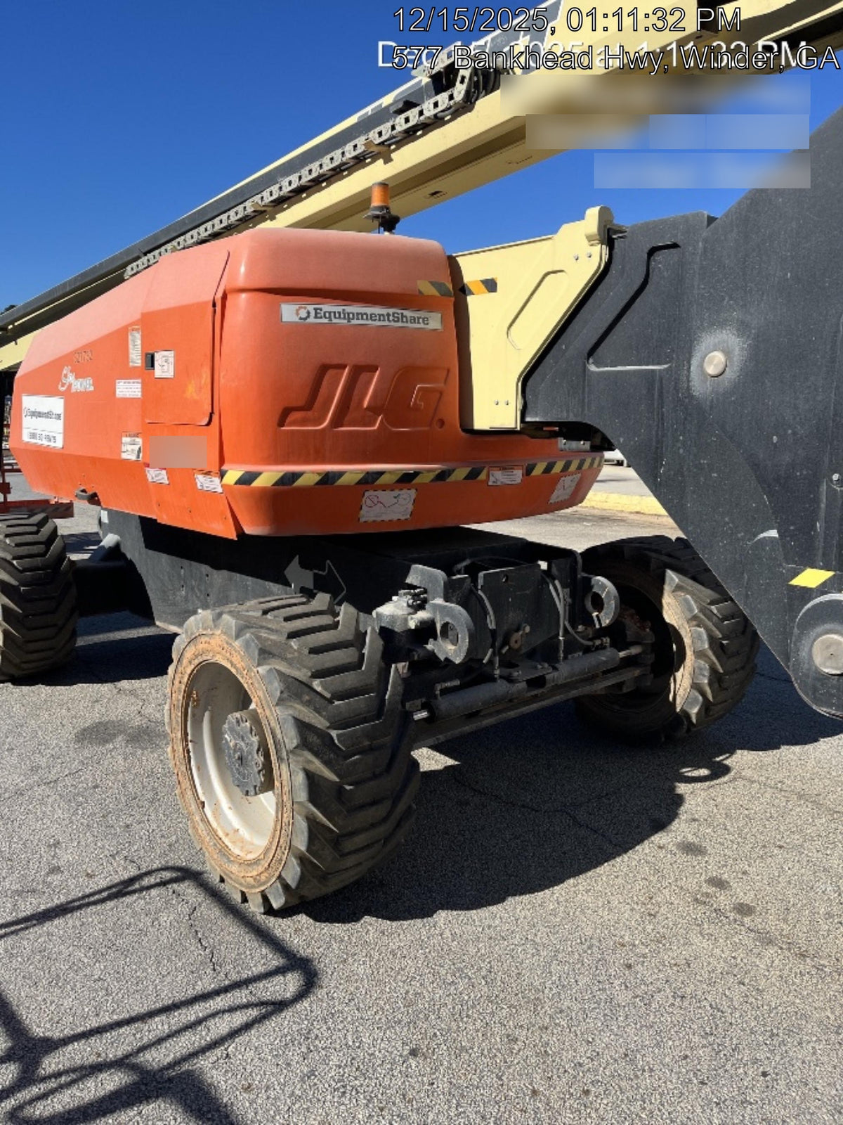 2023 JLG 800AJ