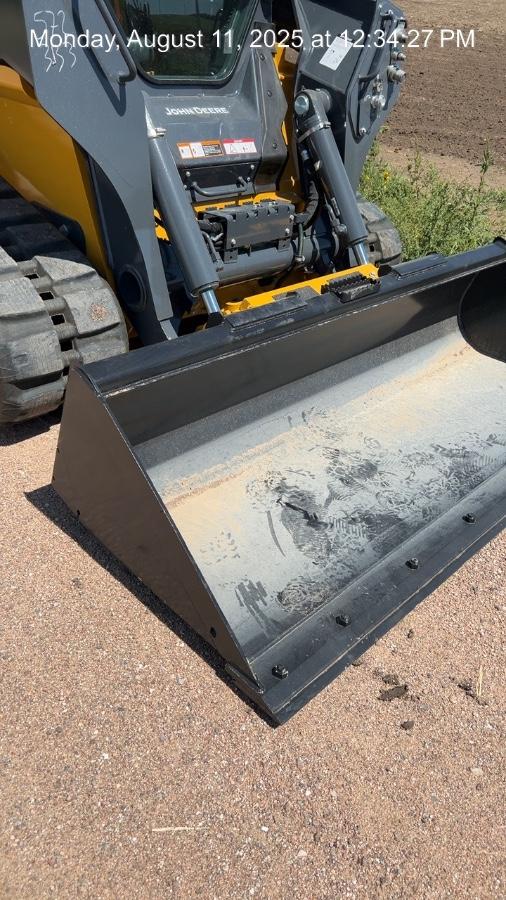 2025 JOHN DEERE 84" Bucket - John Deere