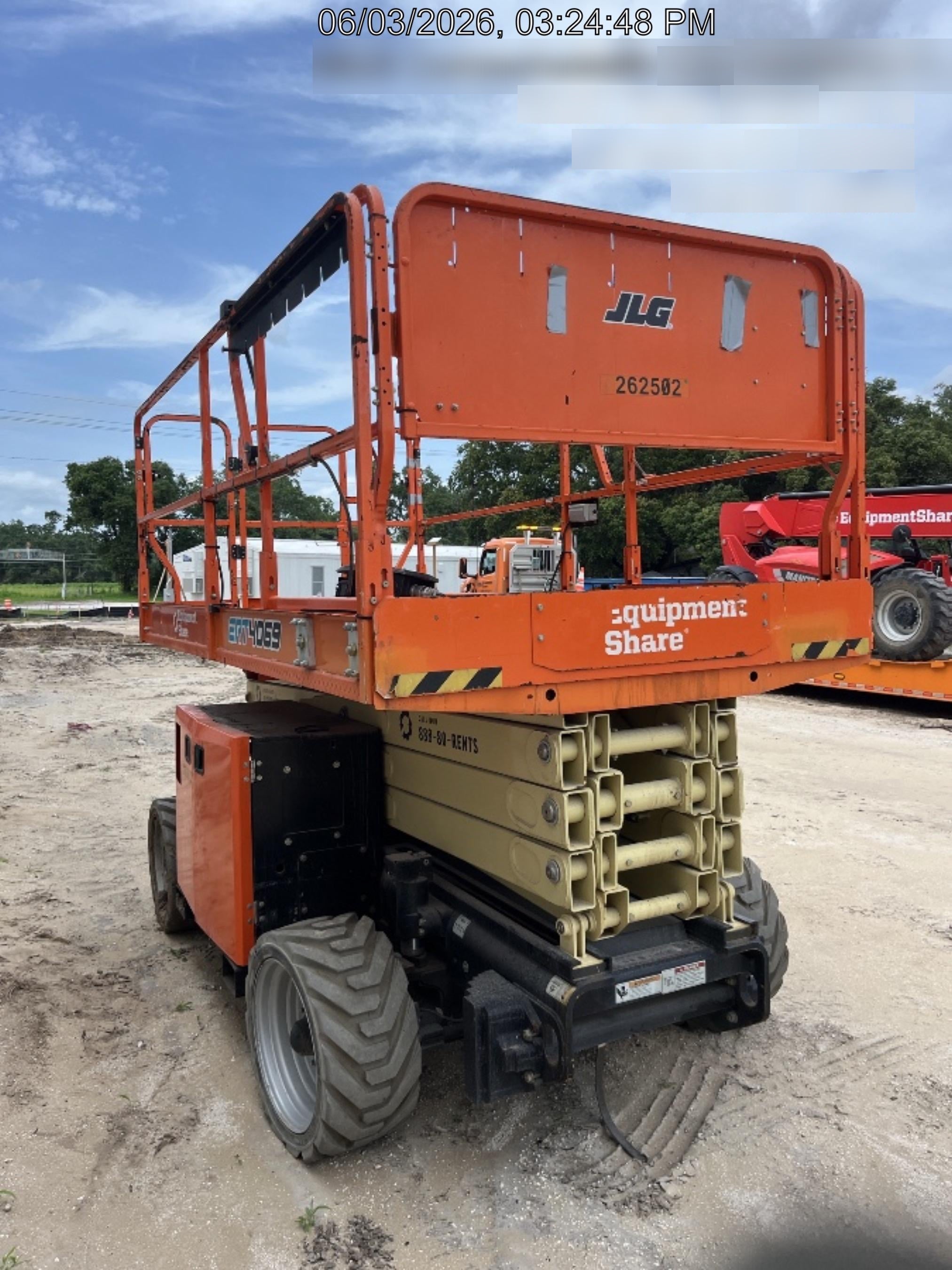 2022 JLG ERT4069