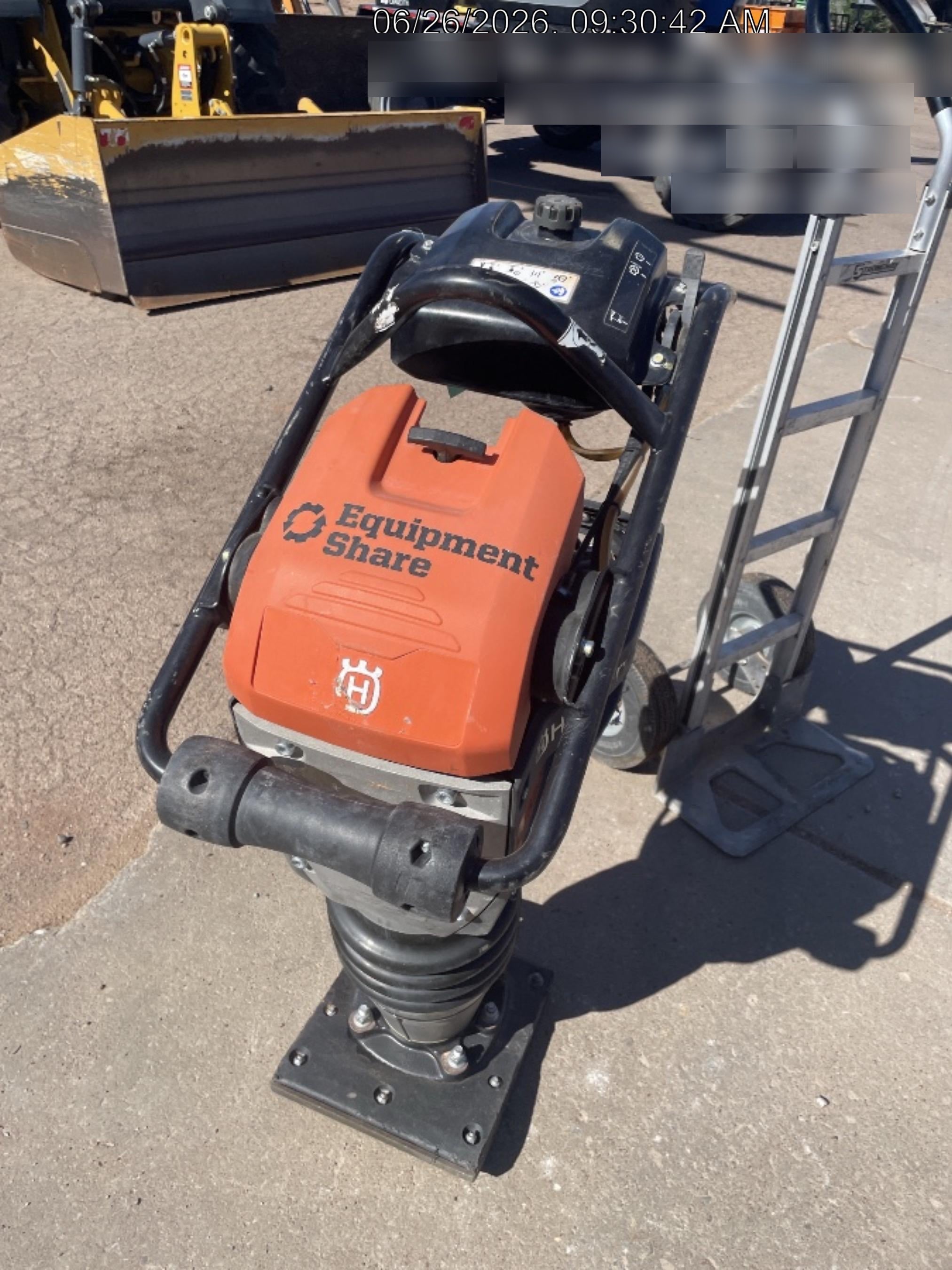 2025 HUSQVARNA LT6005