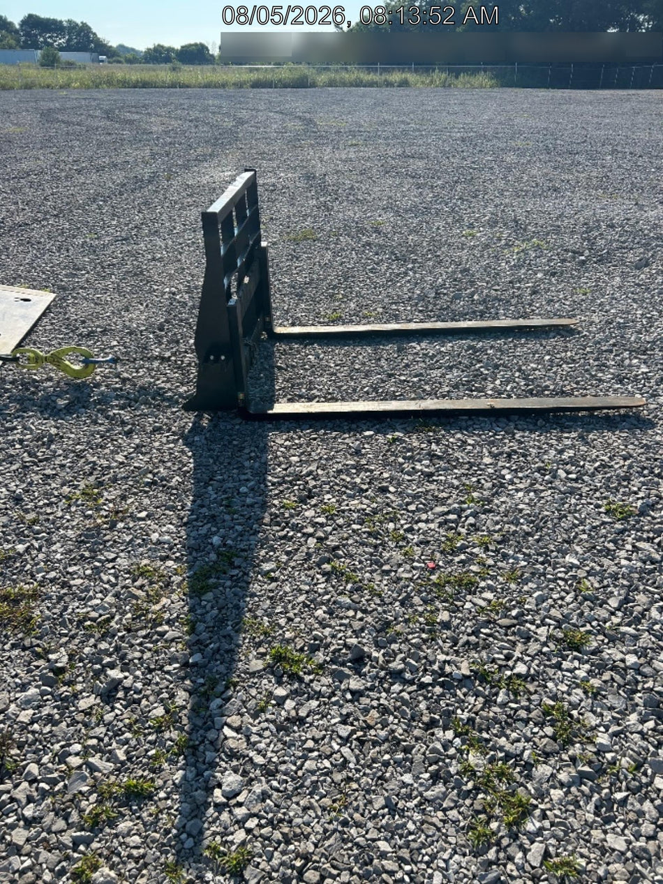 2022 PALADIN 48" Pallet Forks - Paladin