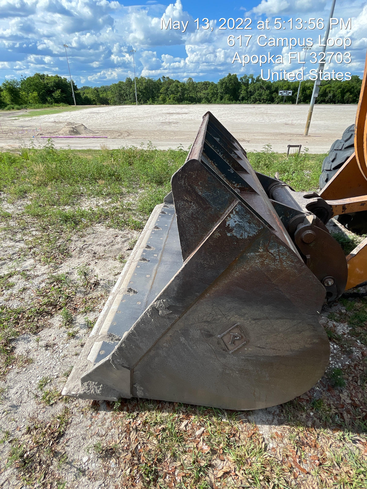 2015 PEMBERTON 3.5 cu yd Bucket, Wheel Loader - Pemberton
