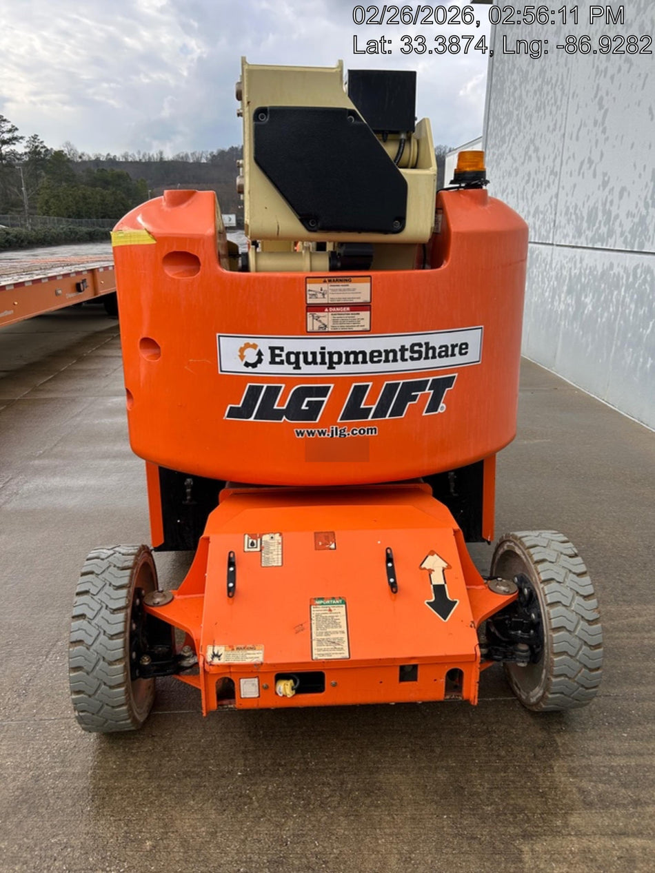 2019 JLG E400AJPN