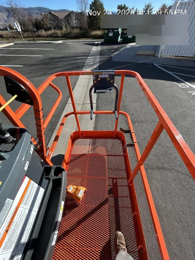 2025 JLG 460SJ