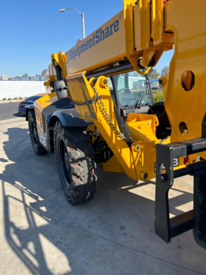 2025 JCB 510-56