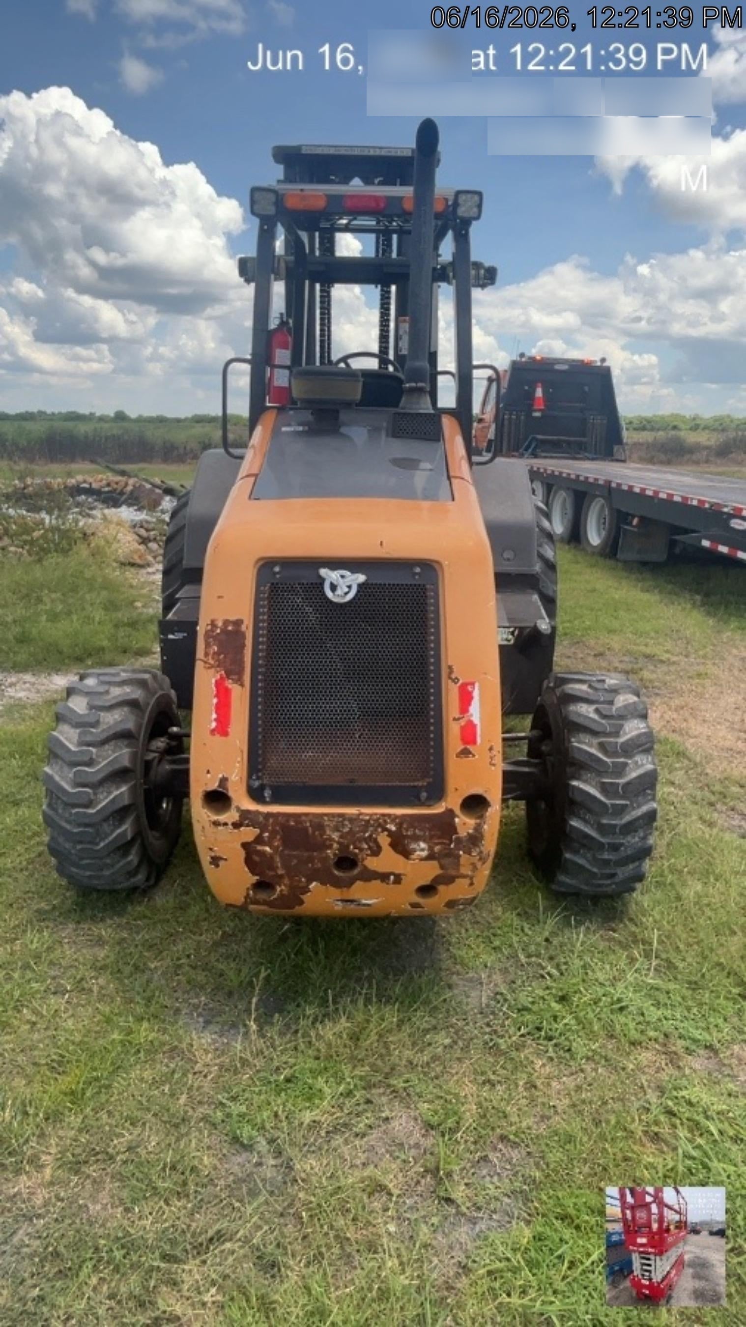 2023 CASE 588H
