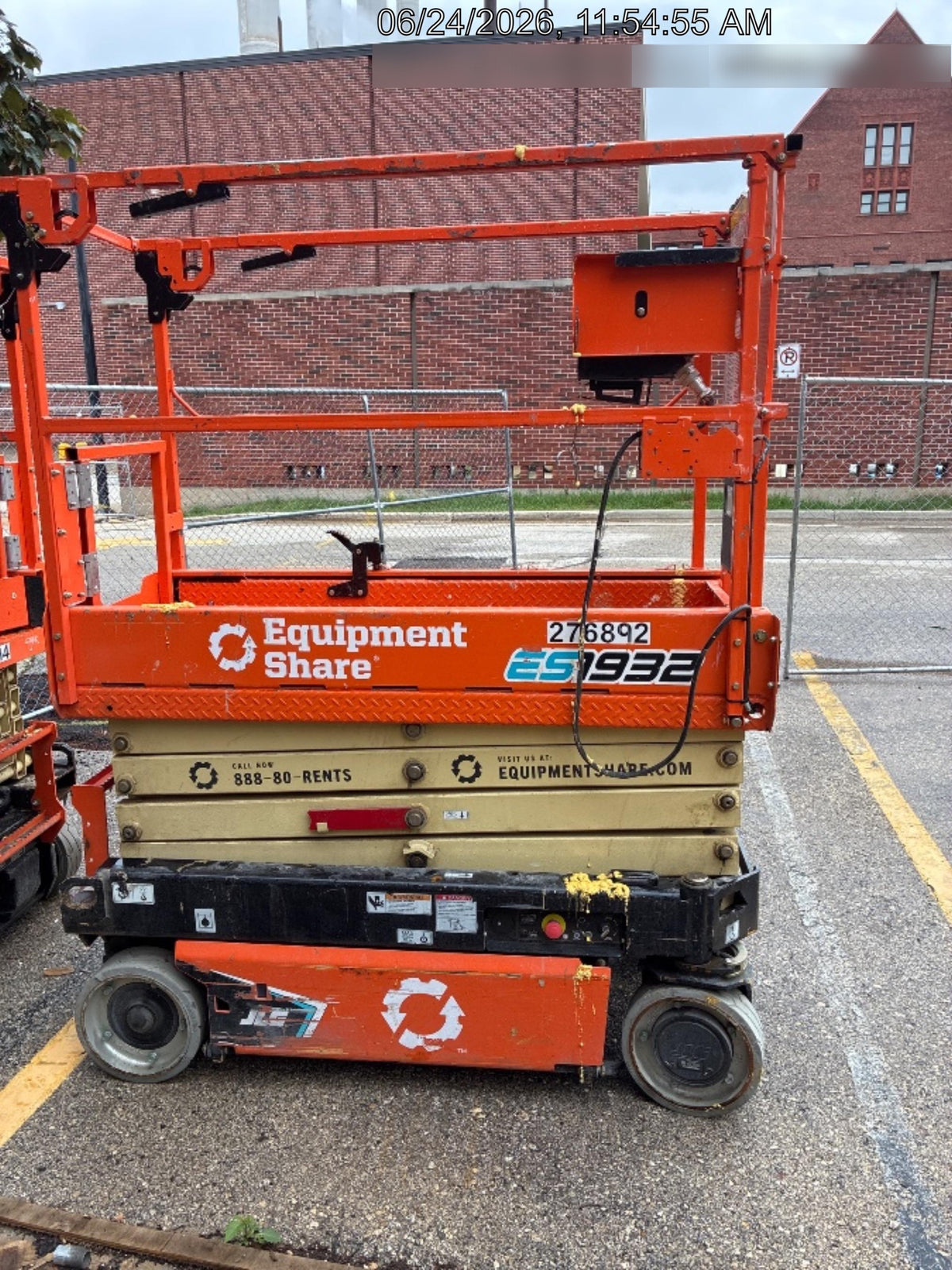 2022 JLG ES1932