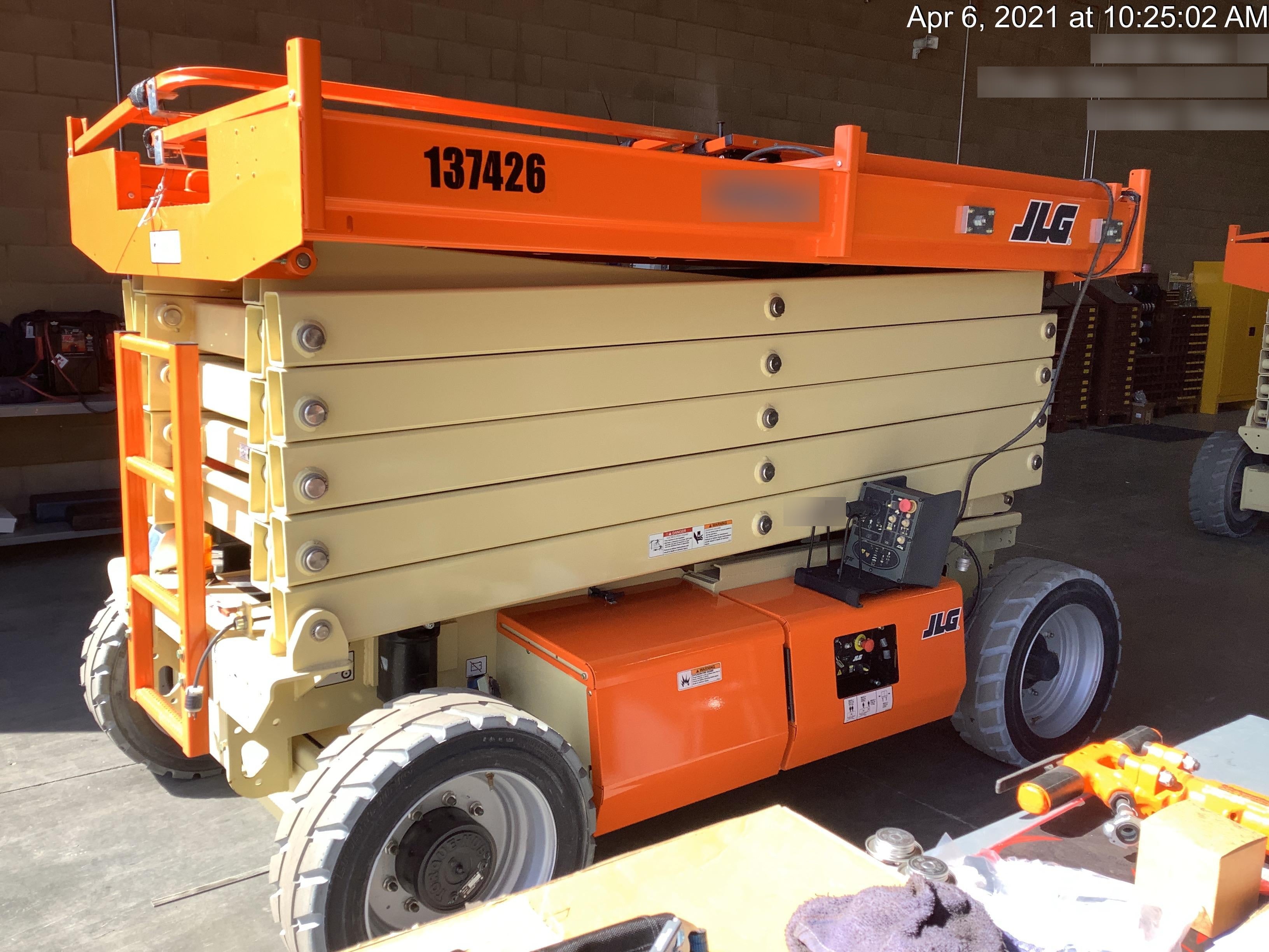 2021 JLG 4069LE