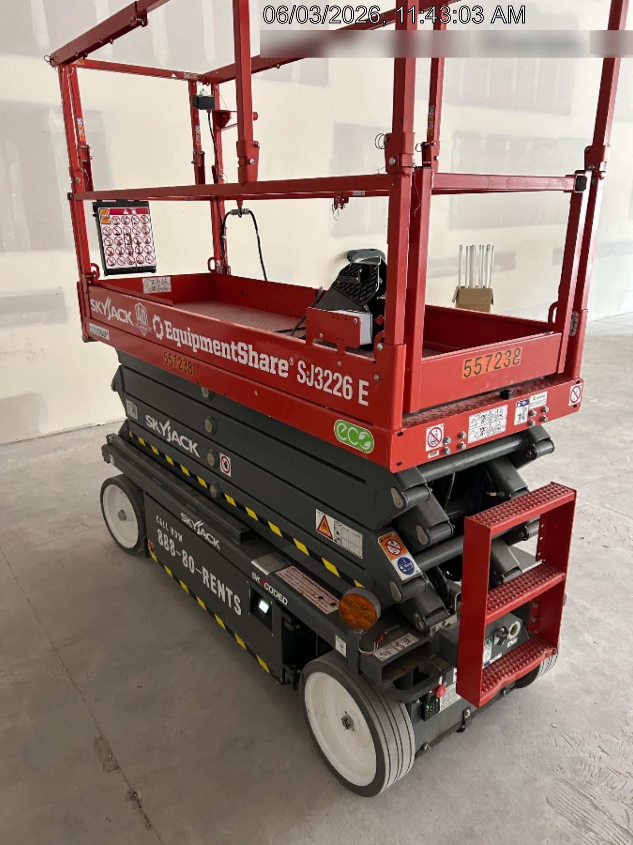 2025 SKYJACK SJ3226