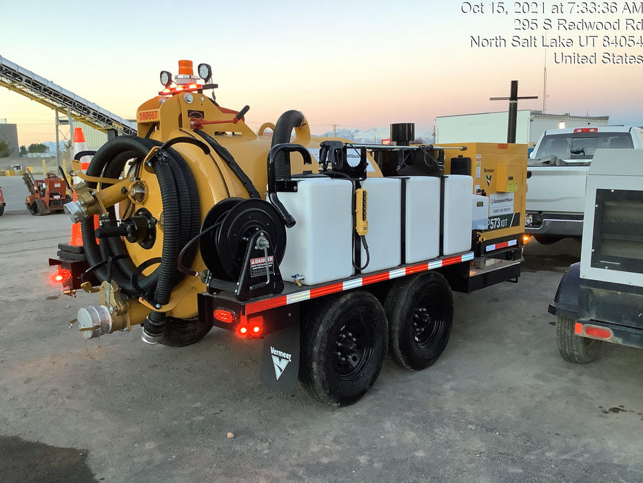 2021 Vac-Tron LP573XDT T4 Koehler Diesel Engine, 500 Gallon Debris Tank, x2 100 Gallon Water Tanks