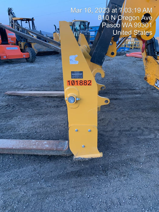 2020 JOHN DEERE 96" Loader Fork Carriage - John Deere