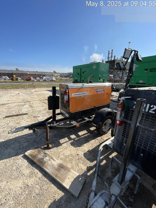 2021 Lincoln Electric Vantage 322 Vantage 322 Ready Pak 3 w/ Telematics & Decals, ORANGE (includes trailer, cable rack, fender light kit)