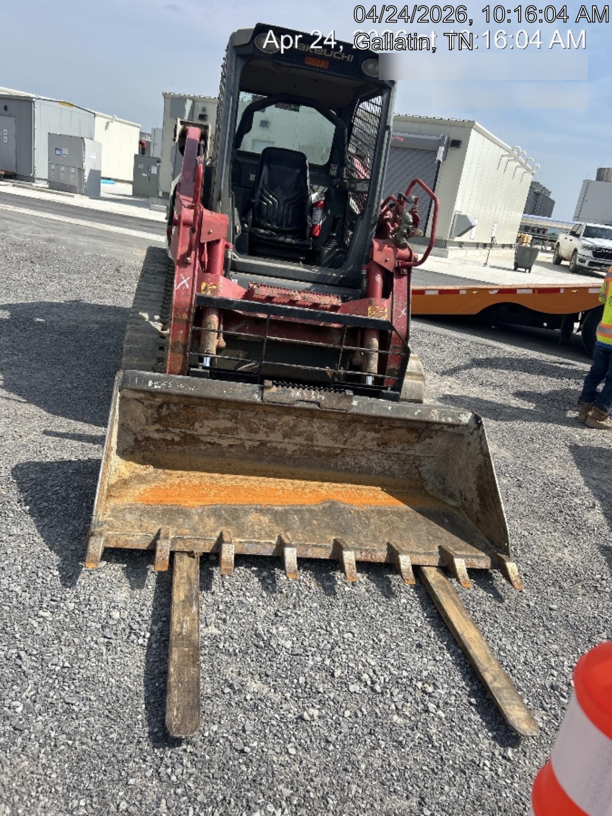2025 ARROW MATERIAL HANDLING F5100CB - 72"