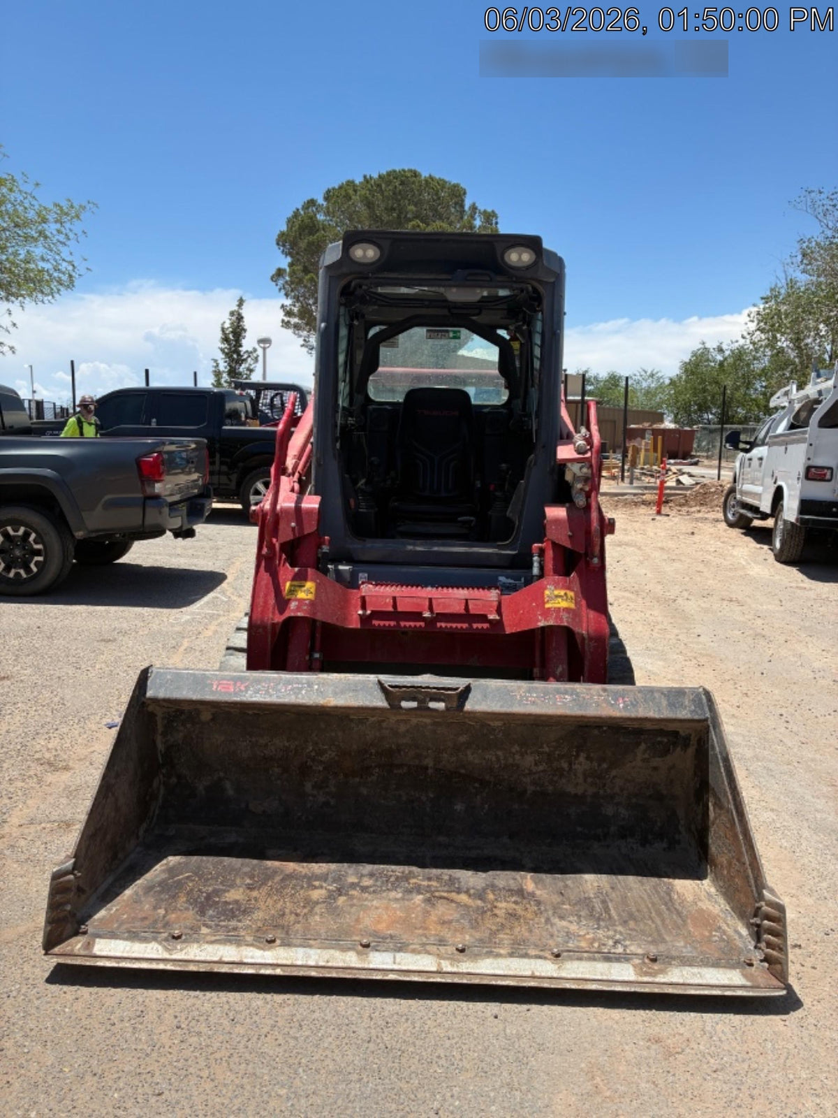2023 TAKEUCHI TL10V2-CR