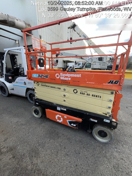 2022 JLG ES3246