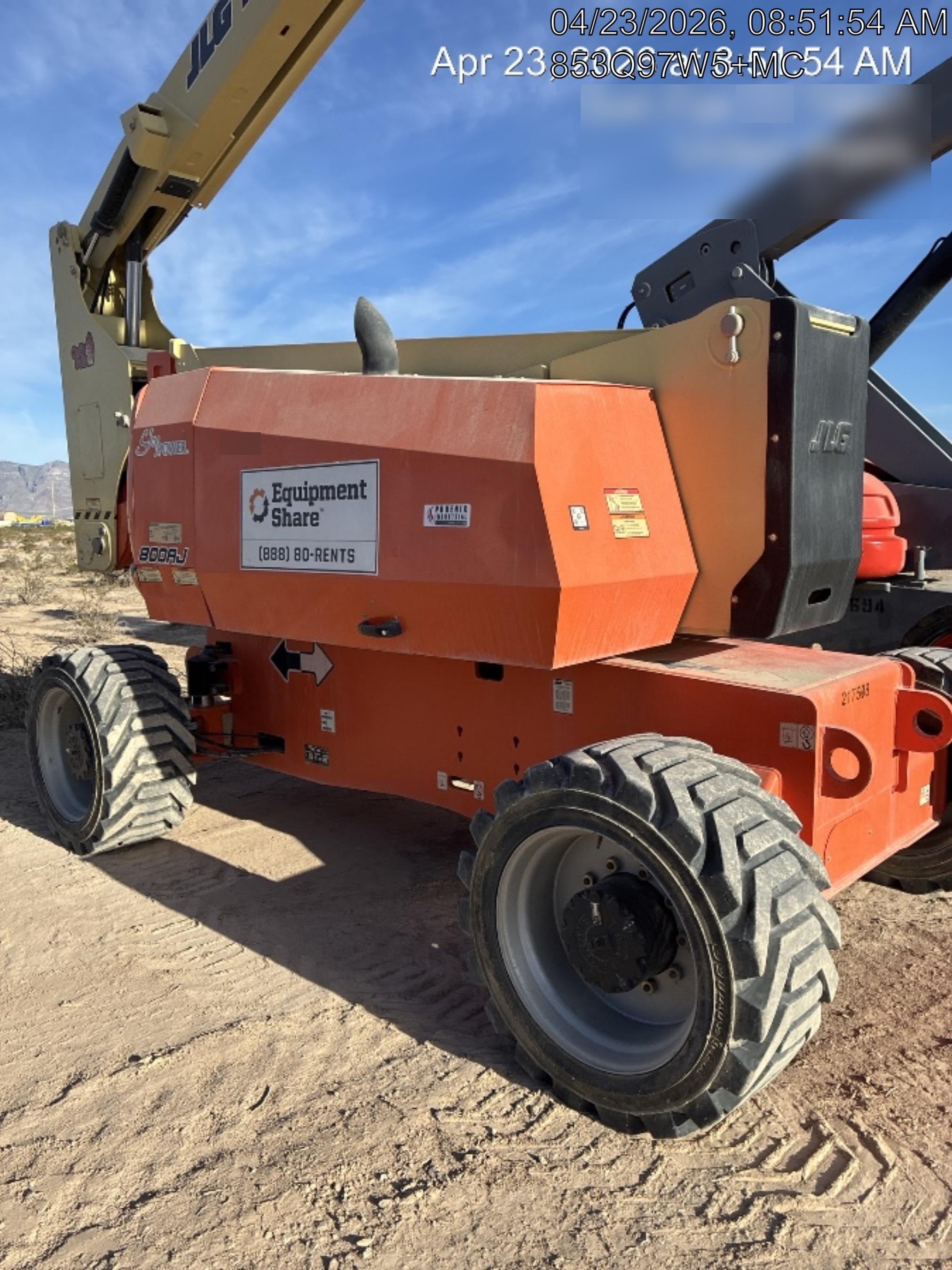 2022 JLG 800AJ