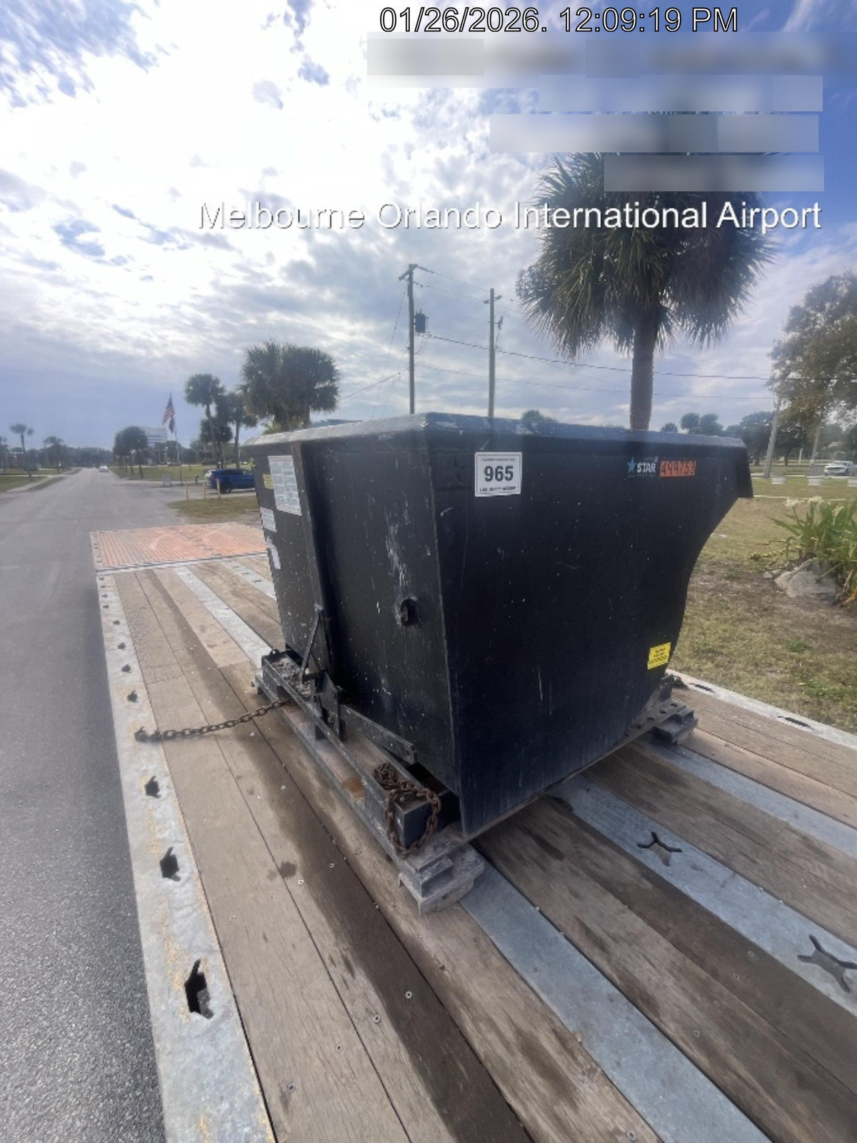 2025 STAR INDUSTRIES M-1820 - Self-Dump Hopper