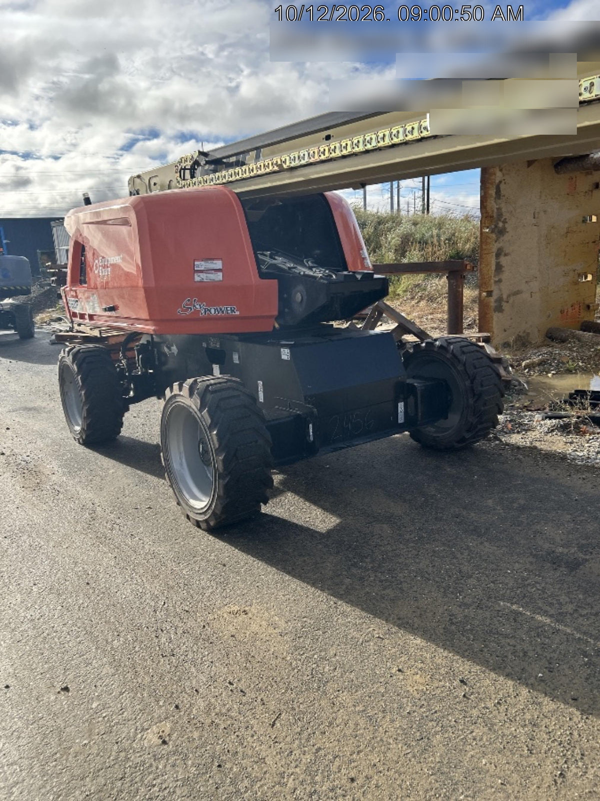2025 JLG 660SJ