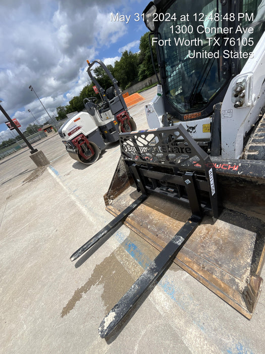 2024 PALADIN 48" Pallet Forks - Paladin