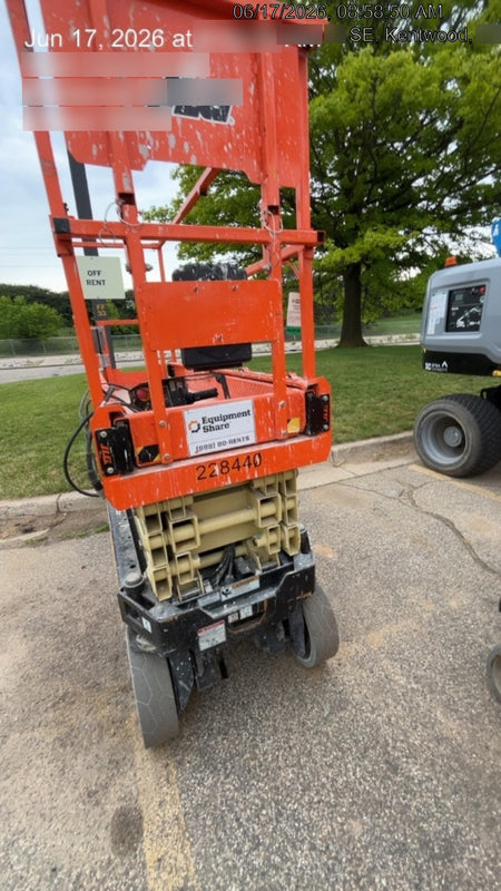 2022 JLG ES2632