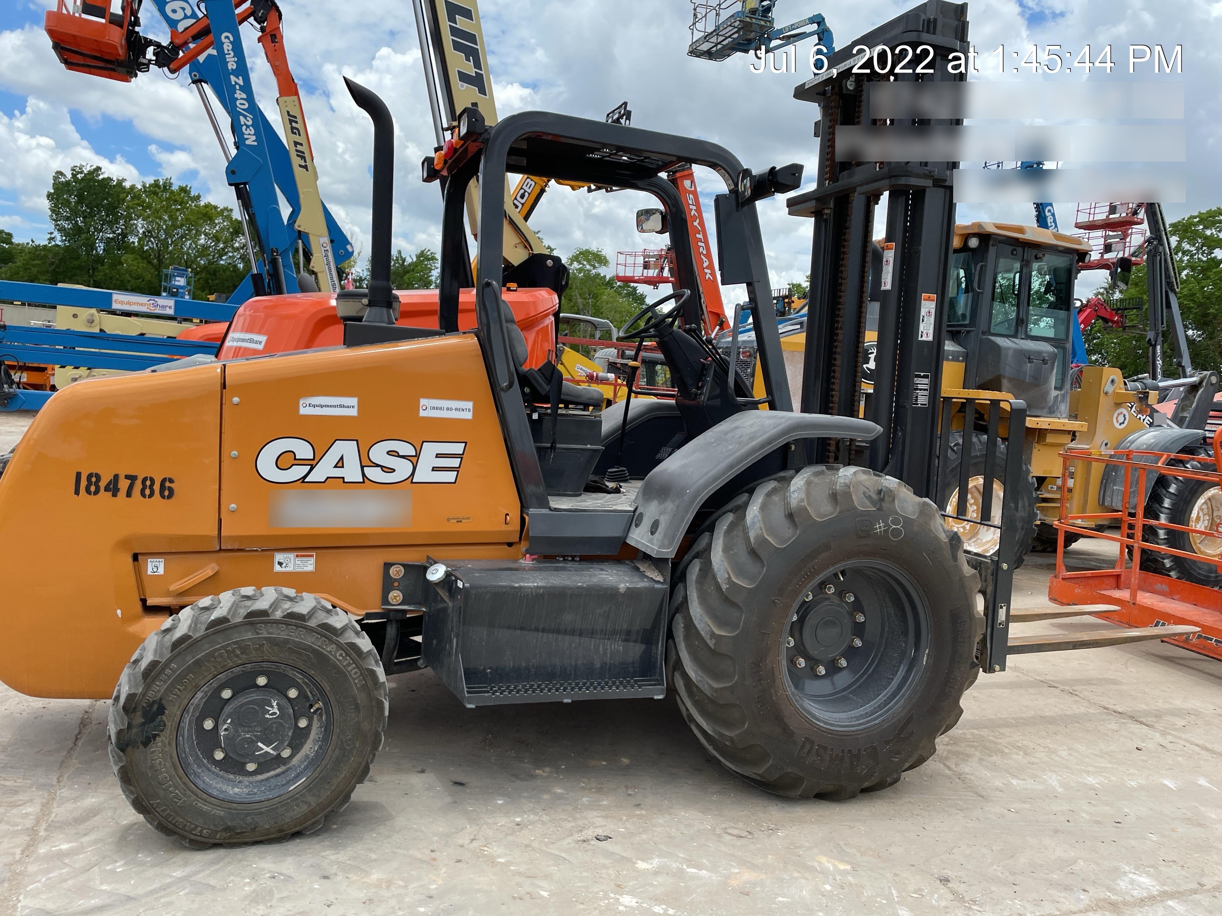 2021 CASE 588H