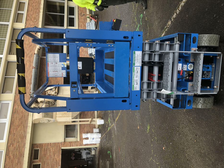 2019 Genie GS-1930 Half Height Swing Gate, 800W Inverter