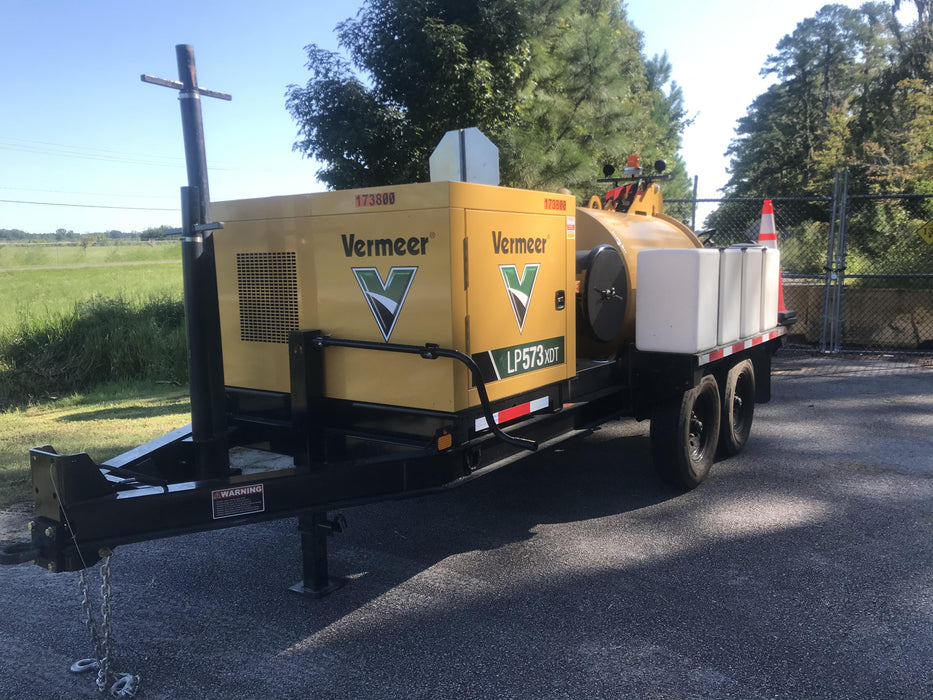 2021 Vac-Tron LP573XDT T4 Koehler Diesel Engine, 500 Gallon Debris Tank, x2 100 Gallon Water Tanks