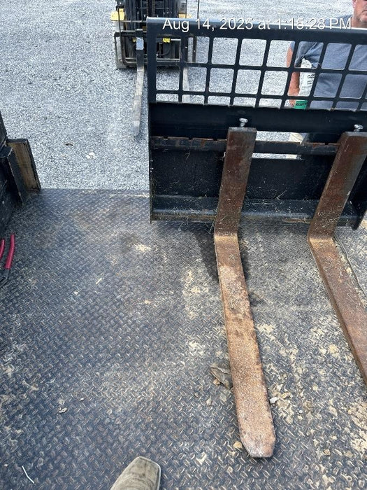 2023 BOBCAT 36" Mini Skid Steer Fork Carriage - Bobcat