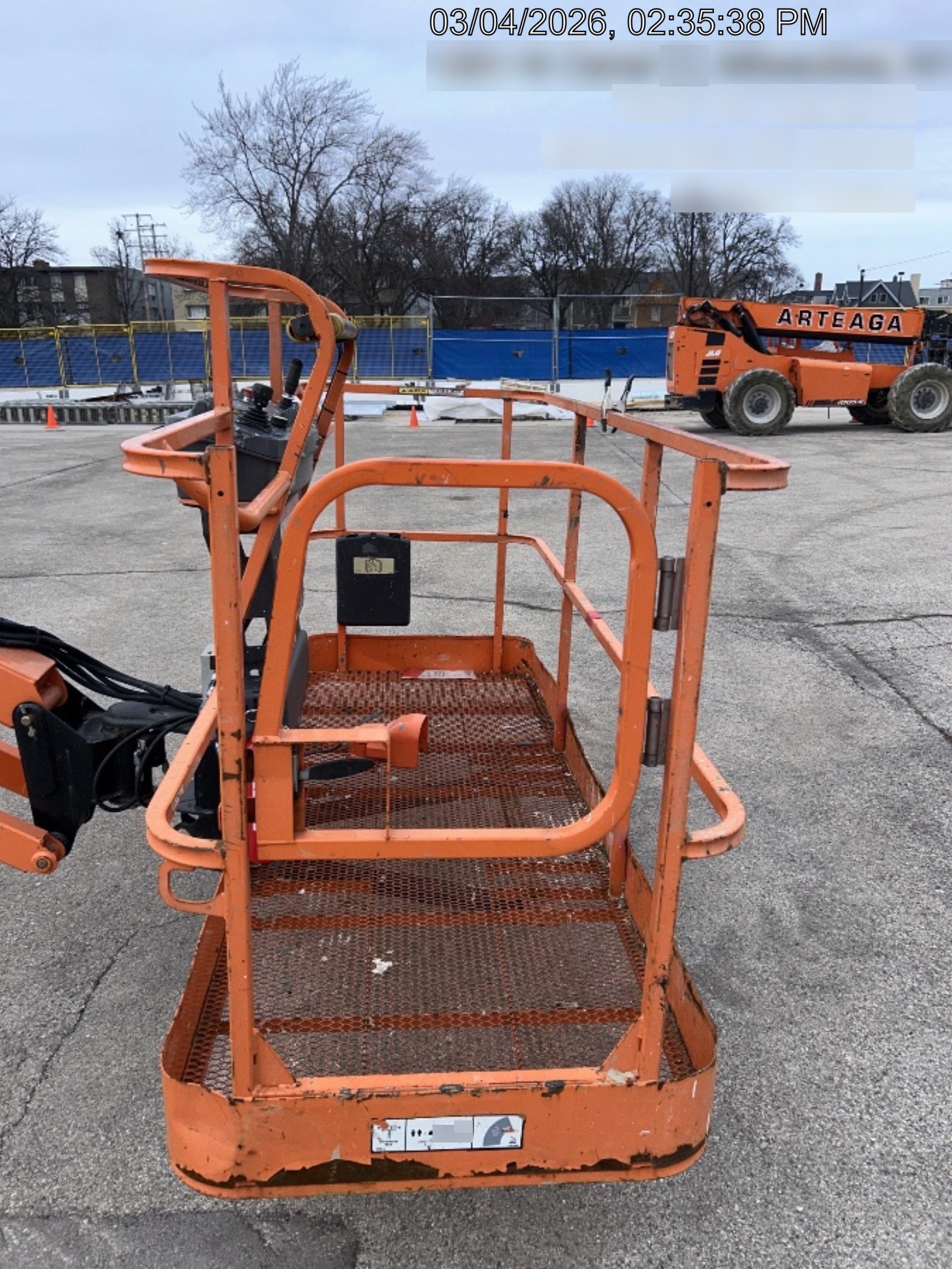 2018 JLG 600AJ
