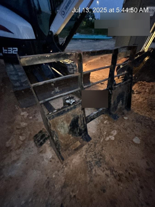 2021 PALADIN 48" Pallet Forks - Paladin