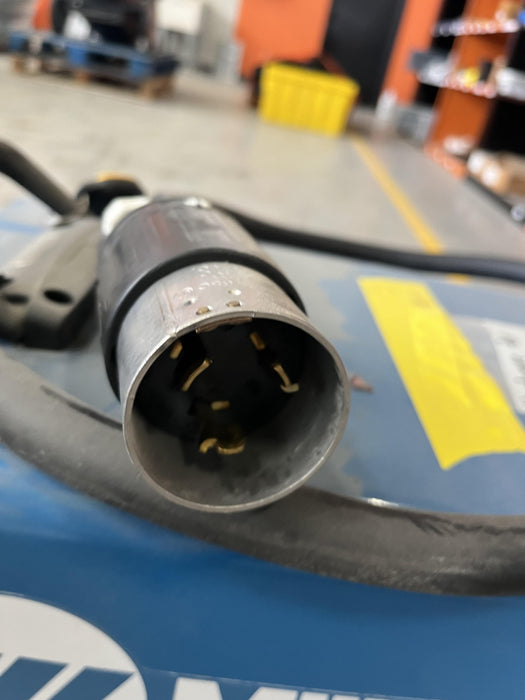 2021 MILLER ELECTRIC XMT 350