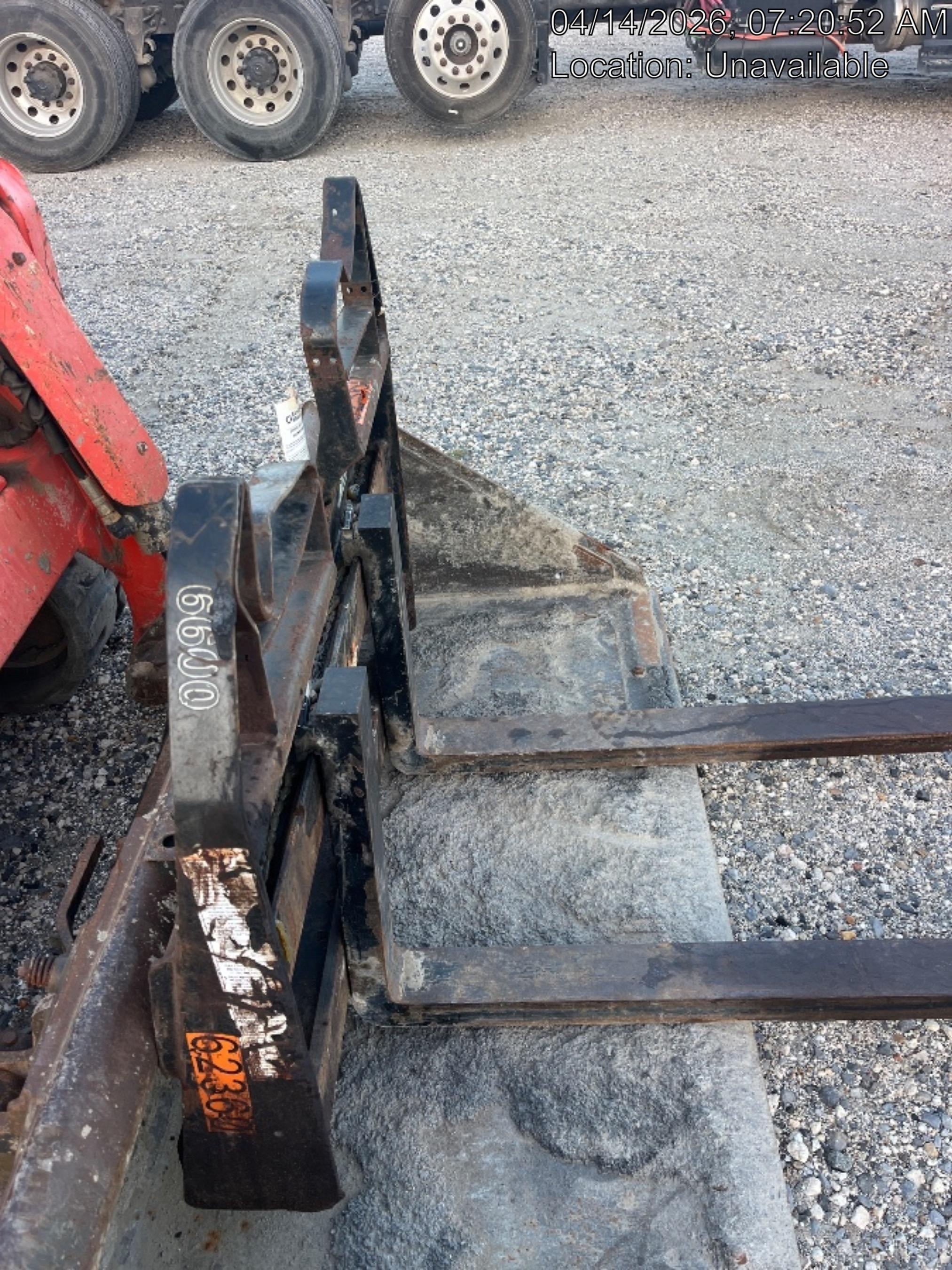 2020 WOODS 48" Pallet Forks
