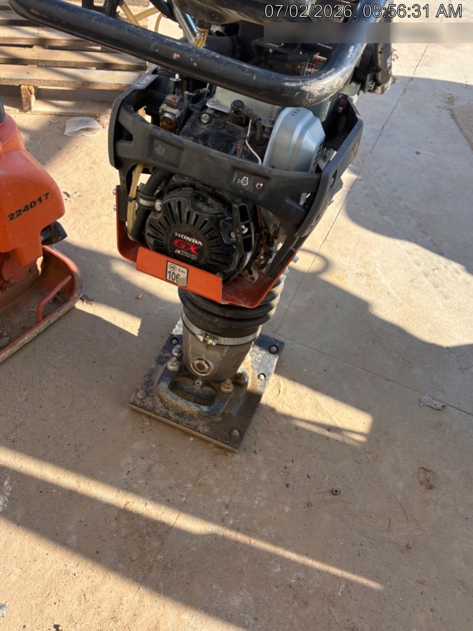 2026 HUSQVARNA LT6005