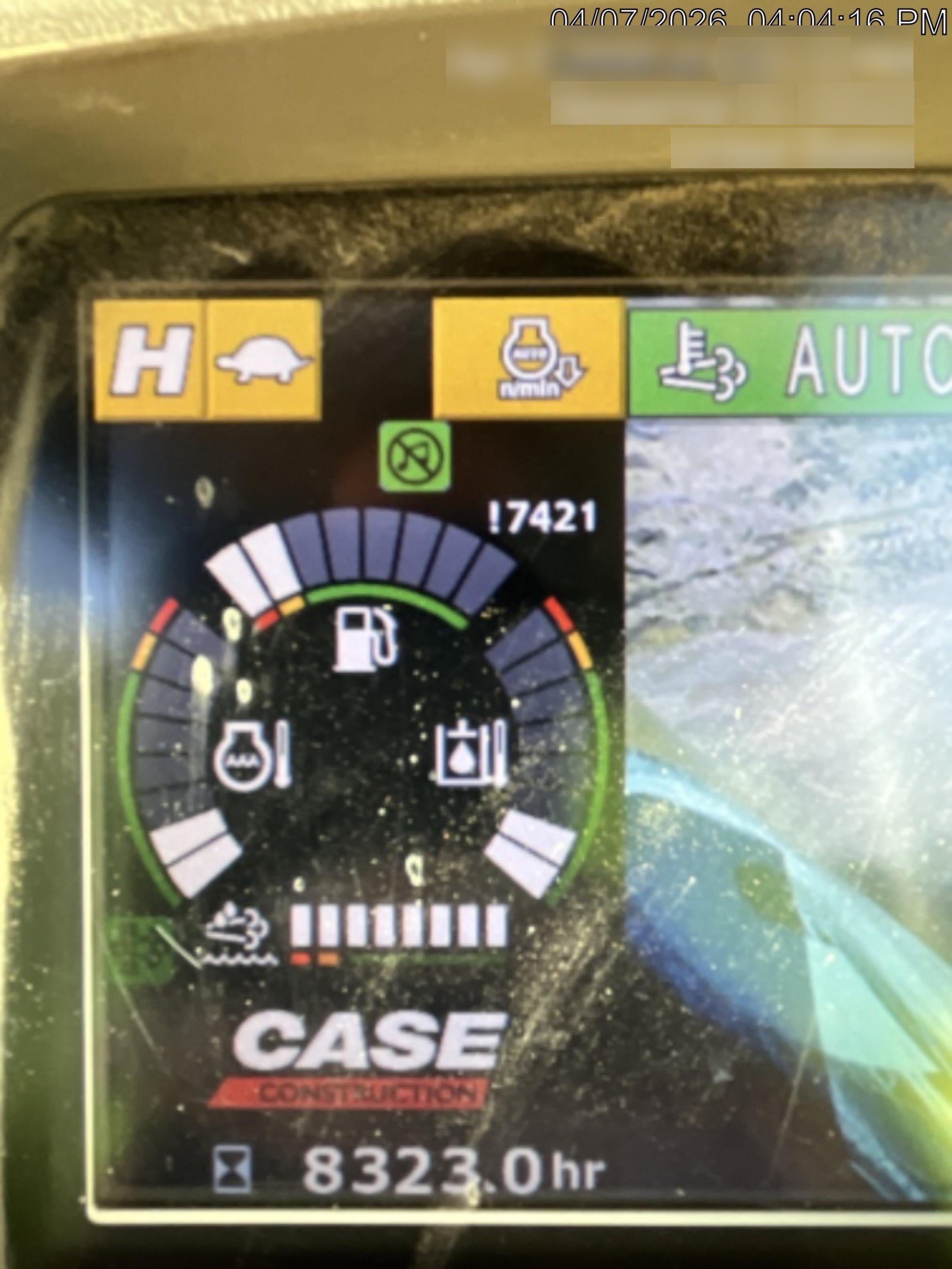 2015 Case CX350D CAB A/C, 13'-3" ARM, STEEL TRACKS, THUMB