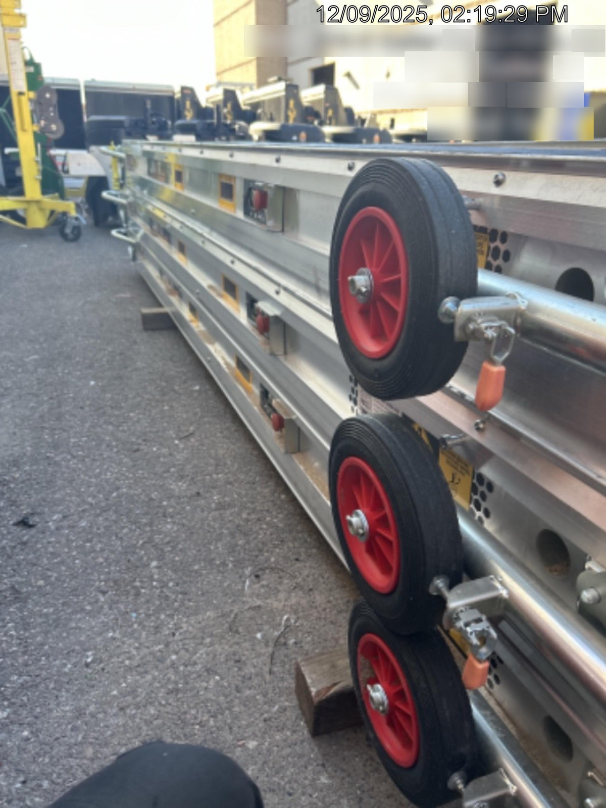 2025 INTERQUIP LKS400-5