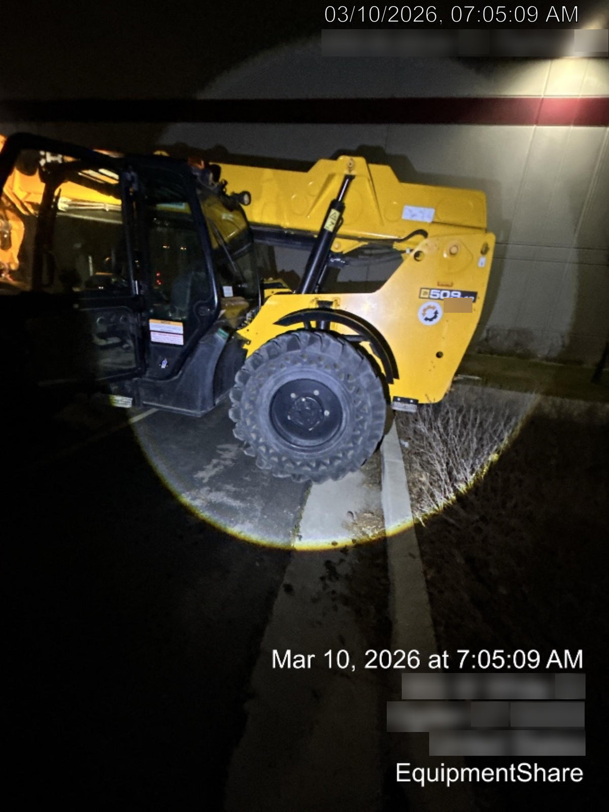 2019 JCB 509-42 Cab/Heat/Air, 74 HP, Solid Tires, STD Worklight, Beacon, Aux Hydraulics, Lifting Eye, Back up Alarm w/66" Carriage/60" Forks