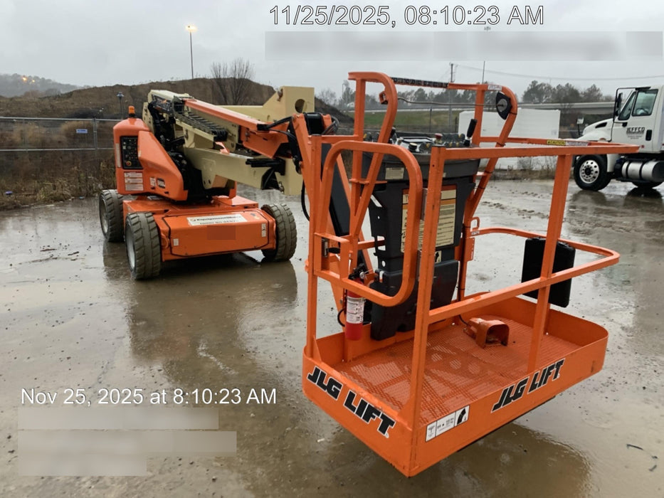 2019 JLG E450AJ