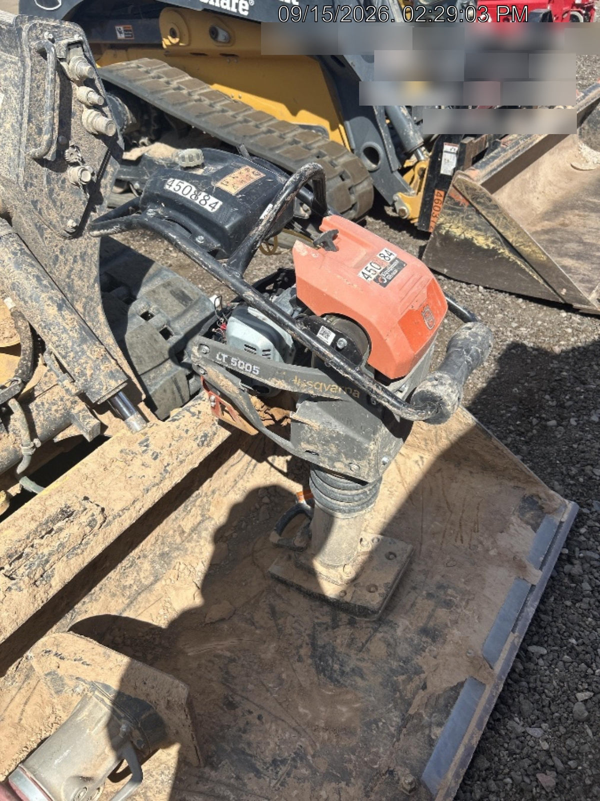 2024 HUSQVARNA LT5005