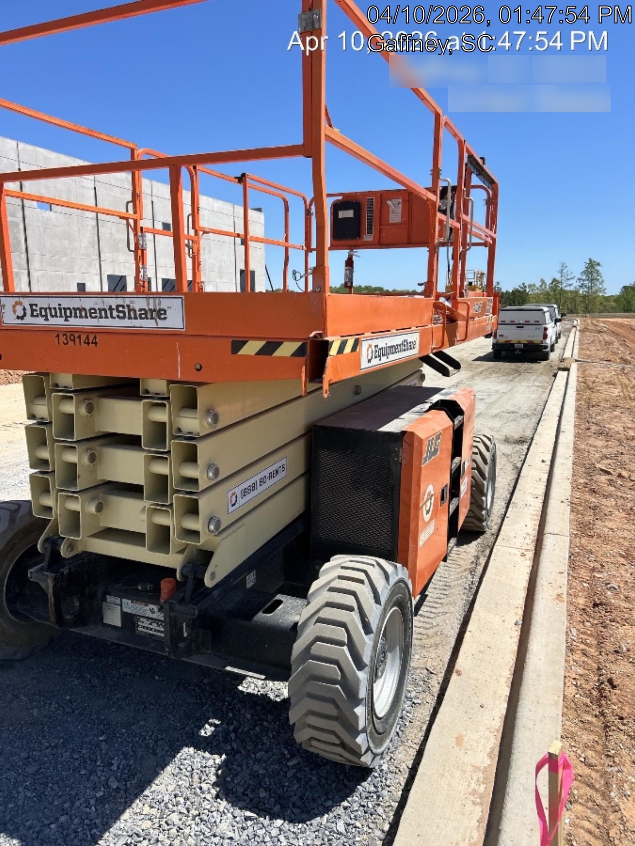 2021 JLG 430LRT