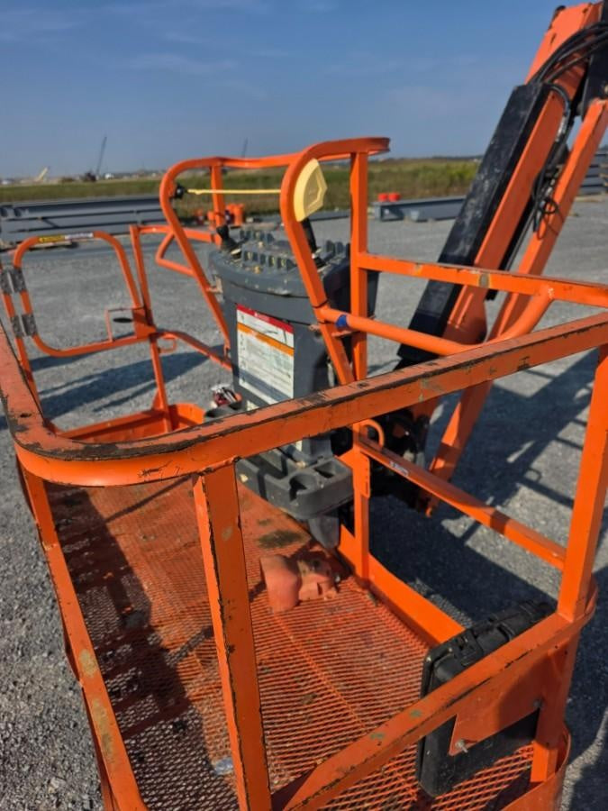2021 JLG 860SJ