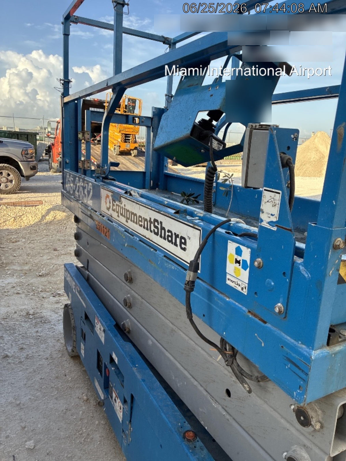 2022 GENIE GS-2632