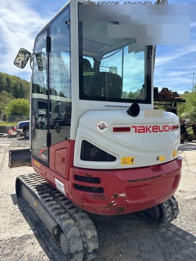 2021 TAKEUCHI TB235-2CR