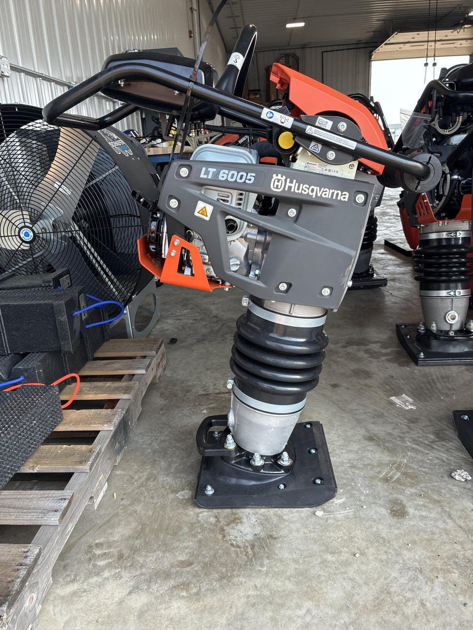 2026 HUSQVARNA LT6005